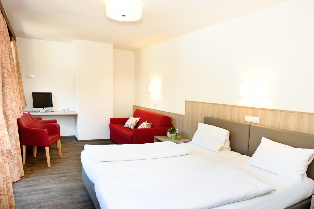 Gasthaus Bacher Hotel Sankt Johann im Pongau Habitación foto