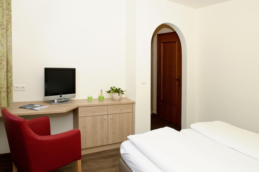 Gasthaus Bacher Hotel Sankt Johann im Pongau Habitación foto